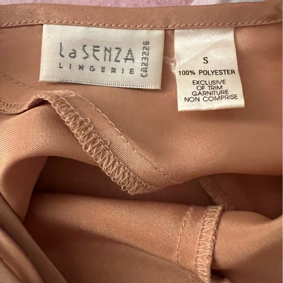 VTG 90s La Senza champagne lingerie Small shortie onesie satin 100% polyester - Picture 6 of 16